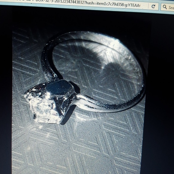 Round tiny cartel princess 18 k t h. G. E cubic zi - Picture 8 of 8